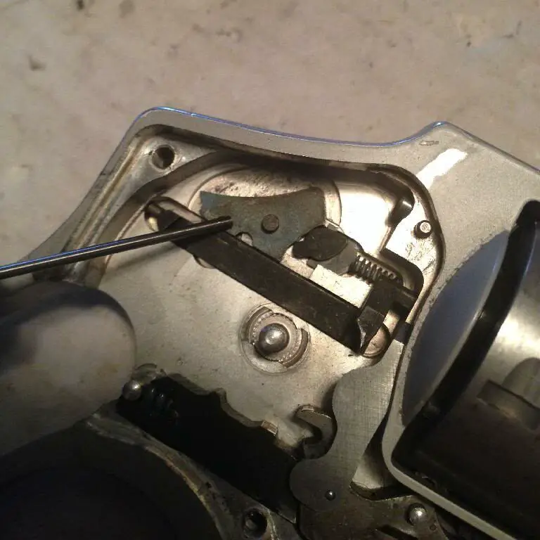 Integrated Internal Lock