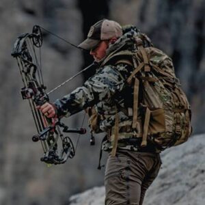 8 Best Hunting Bows for Deer, Elk, Beginners, and Backcountry Bow Hunting