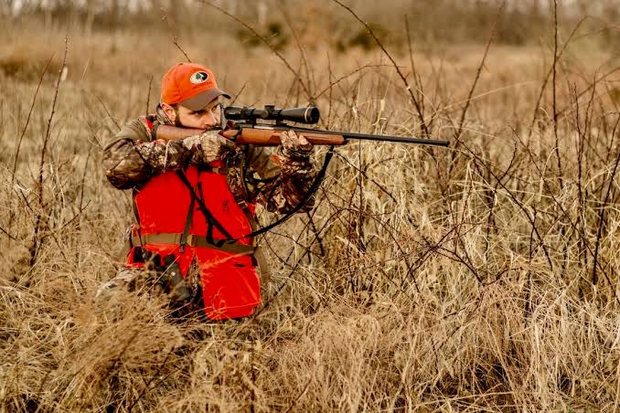 what-color-to-wear-deer-hunting